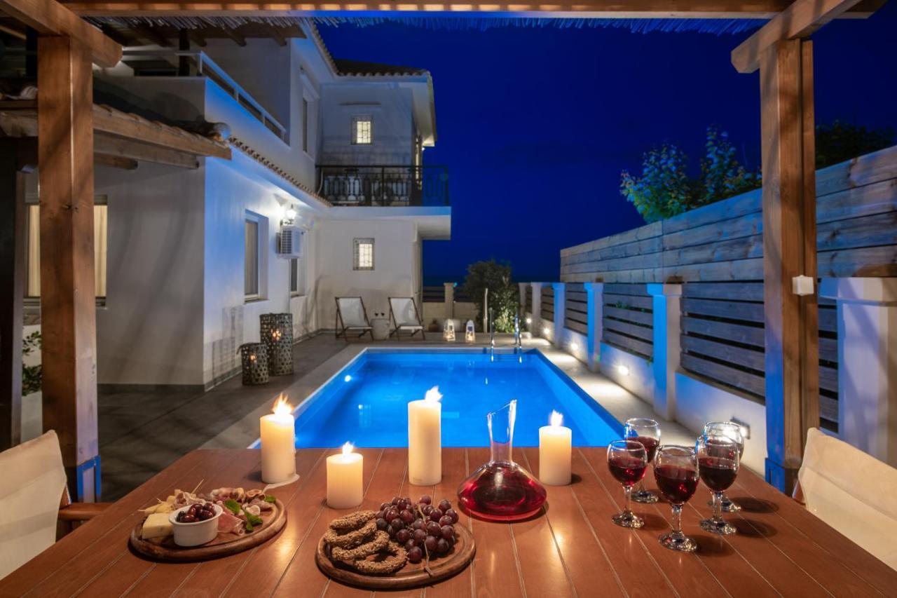 Villa Elizabeth - Seafront Classic Villa! อาร์กาซี ภายนอก รูปภาพ