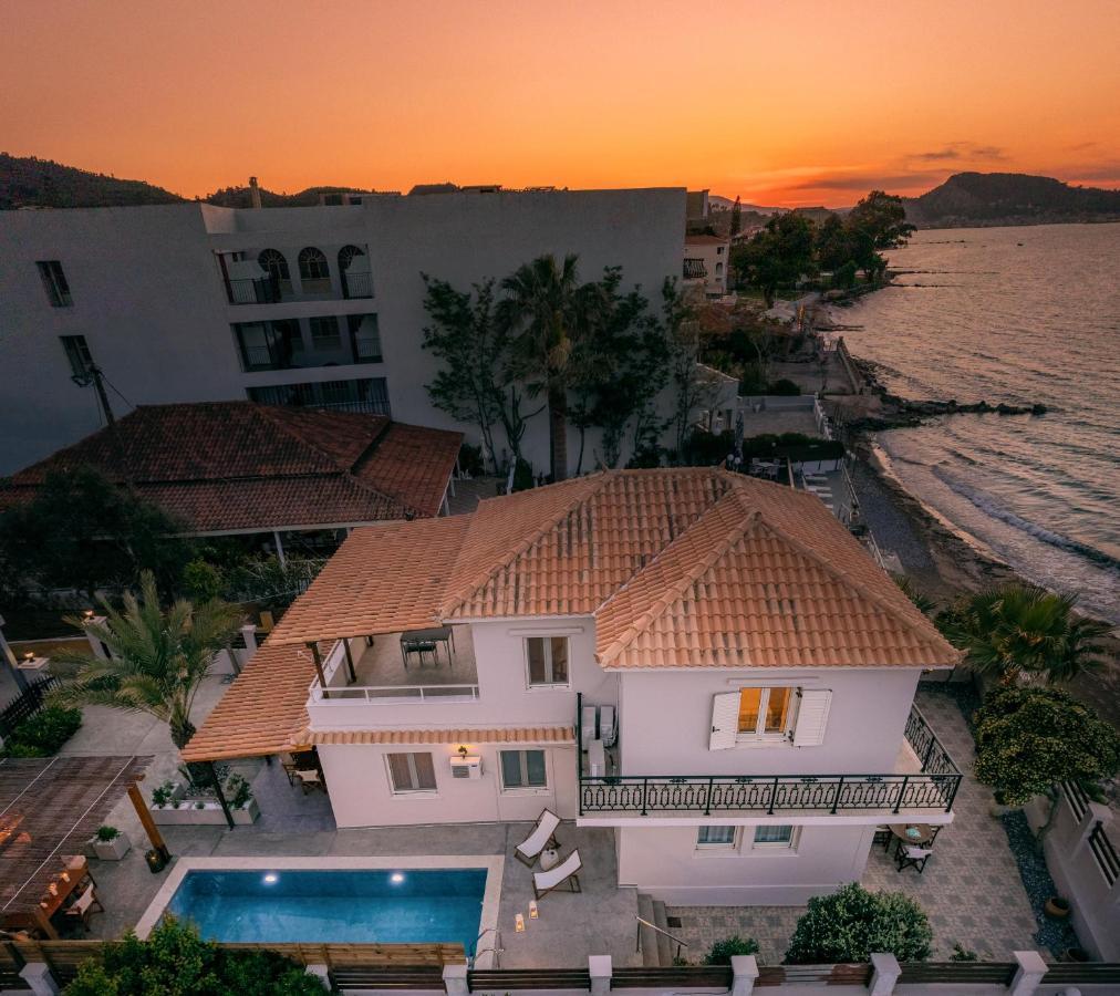 Villa Elizabeth - Seafront Classic Villa! อาร์กาซี ภายนอก รูปภาพ