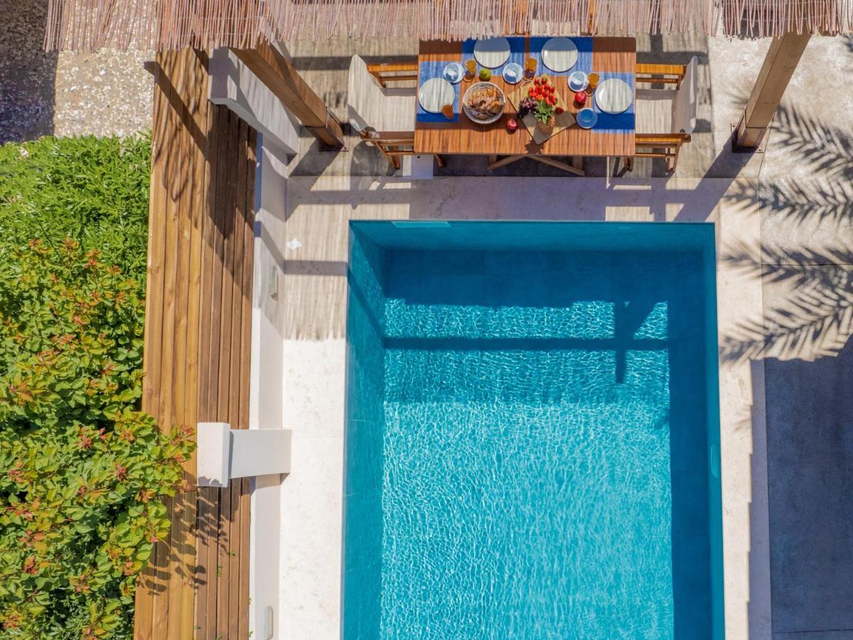 Villa Elizabeth - Seafront Classic Villa! อาร์กาซี ภายนอก รูปภาพ